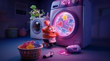 Mașină de spălat cu simboluri de cărți de joc în tambur, imagine pentru bonusul de weekend Swiper