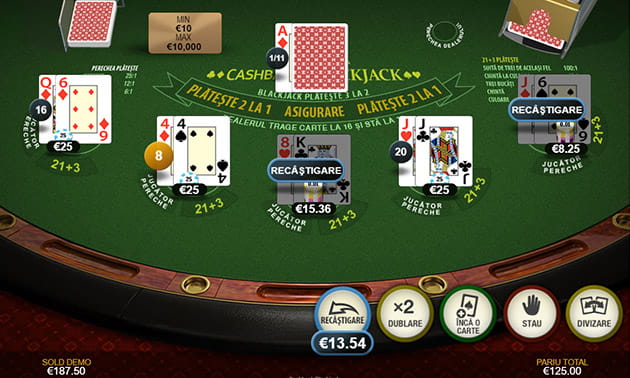 Masa de Blackjack variația Cashback