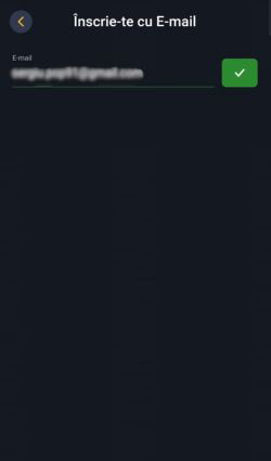 Introducerea adresei de e-mail pe care o vei asocia cu contul Frank Casino