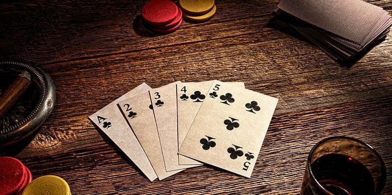 Mână de poker – Flush direct de cluburi