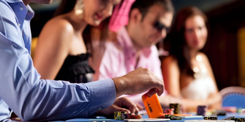 Cele mai notabile reguli de etichetă la poker pe care trebuie să le urmezi