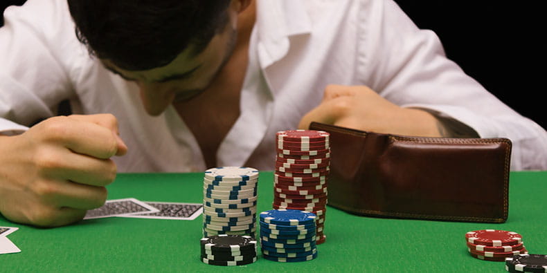 Înfrângere la poker 